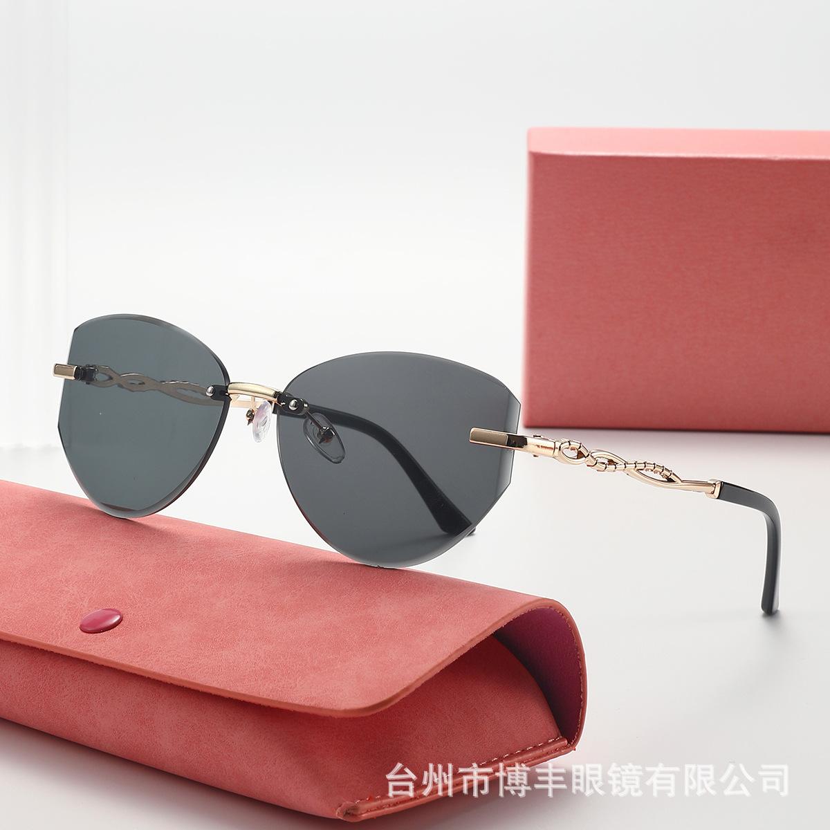 Frameless Trimmed Retro Fashion Sunglasses Women S Classic Travel Metal Glasses Leg Sunglasses