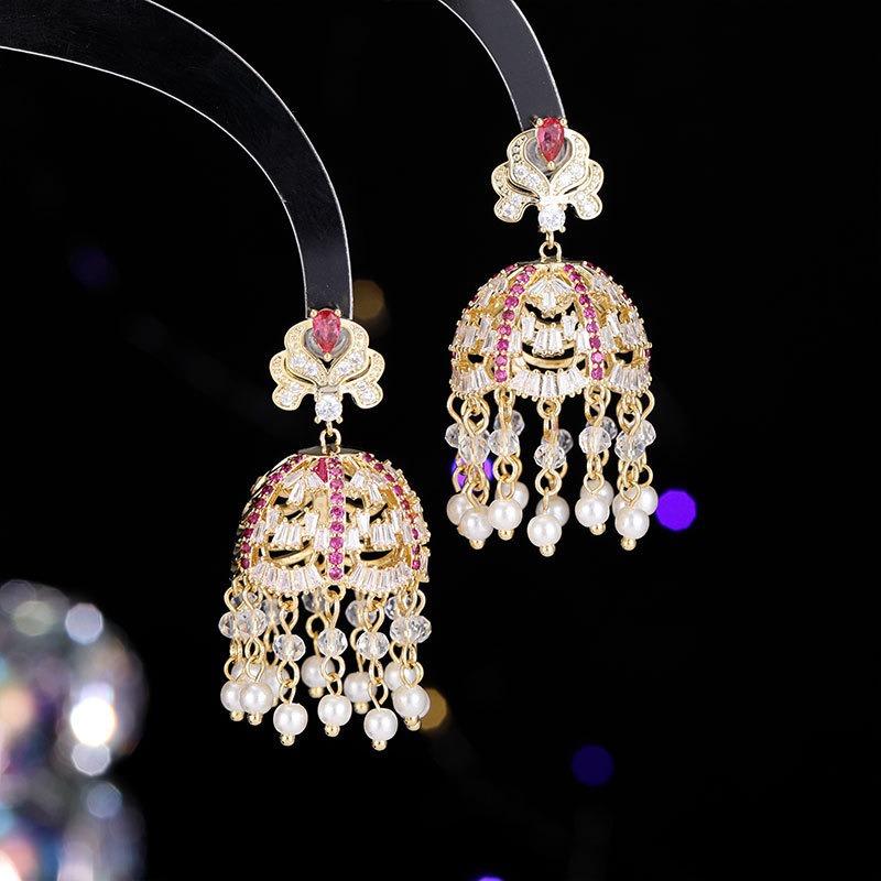 High-end Micro-inlaid Zircon Green Butterfly Fringed Heavy Industry Earrings French Light Luxury Dress Accessories