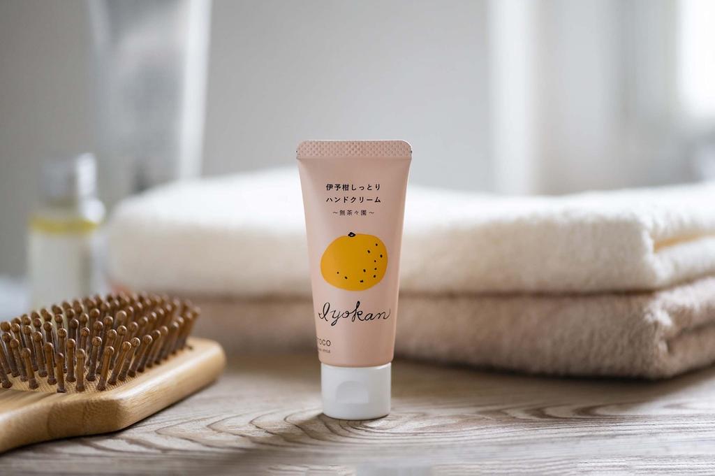 Yaetoco Iyokan Moist Hand Cream 20g