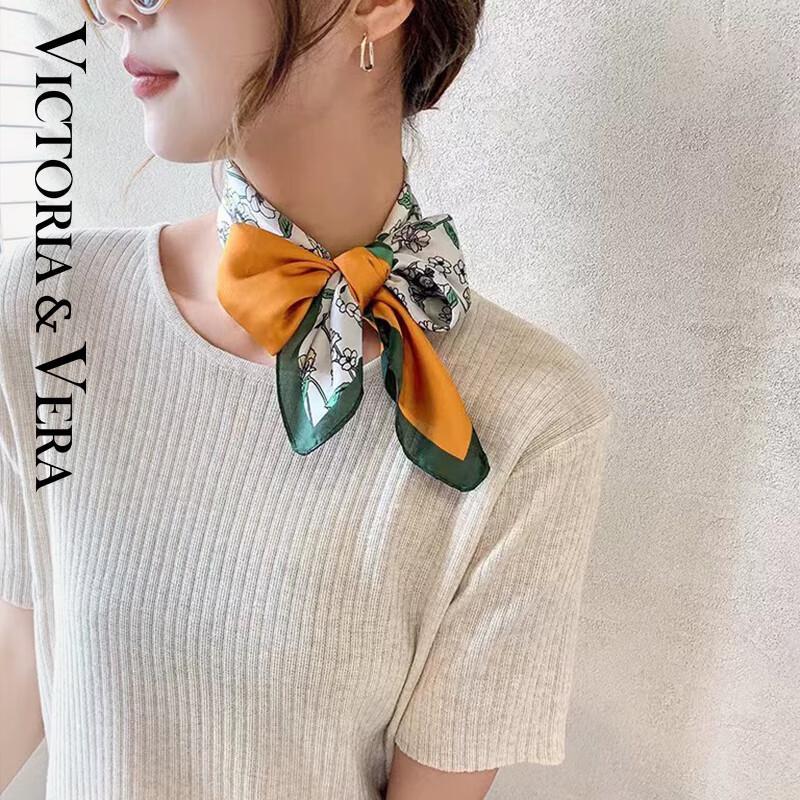 VICTORIA&VERA Floral Mulberry Silk Scarf