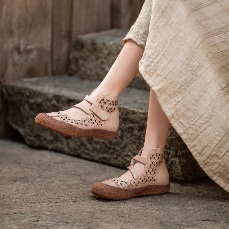 Fashion 2025 Summer Retro Handmade Lightweight Women Shoes Soft Bottom Mom Breathable Sandals Cowhide Hollow Out Casual Sandal Boots