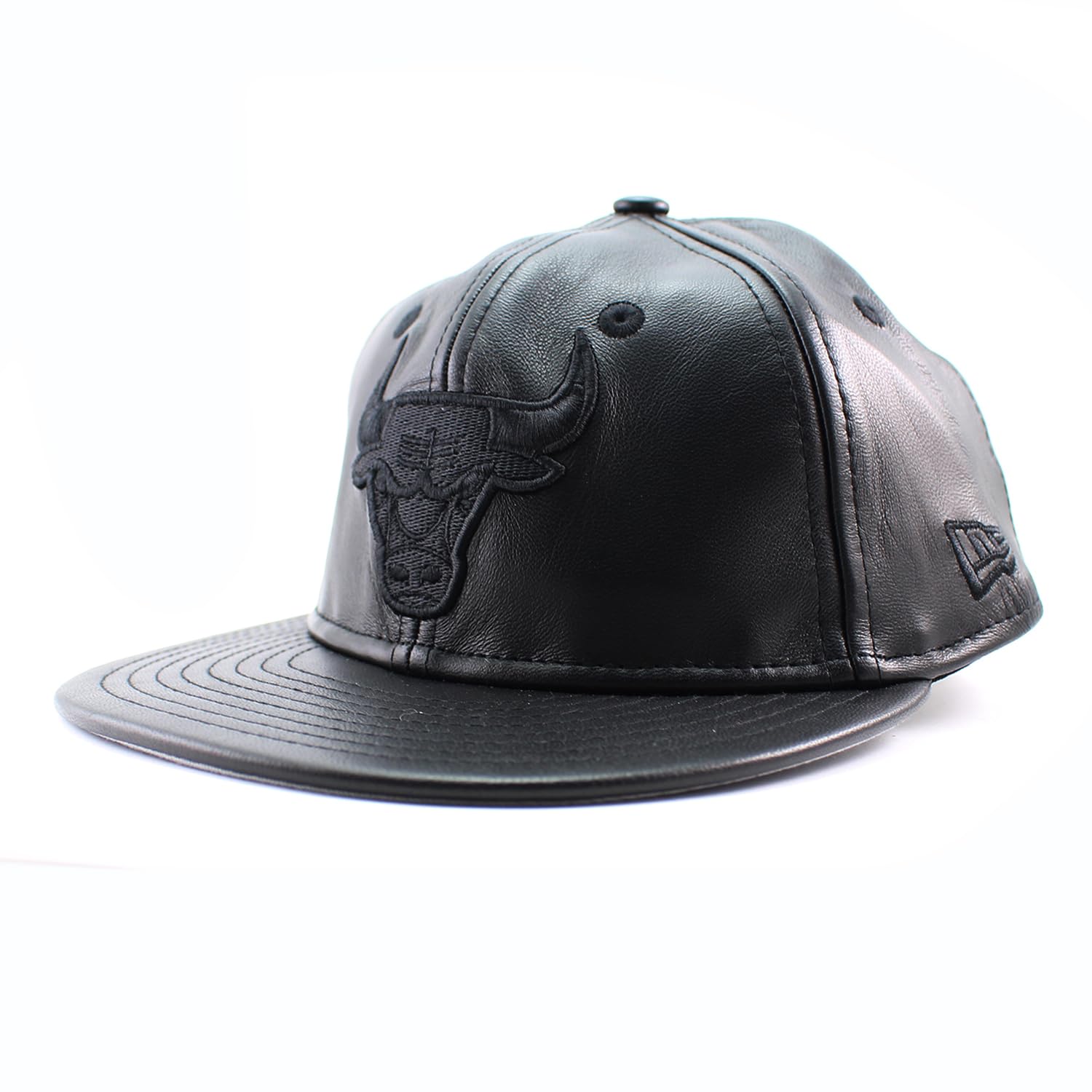 RC9FIFTY Strapback Cap Chicago Bulls NBA Genuine Leather Retro Crown Strapback Cap Blackout Chicago Bulls [New Era] [Used] чёрный