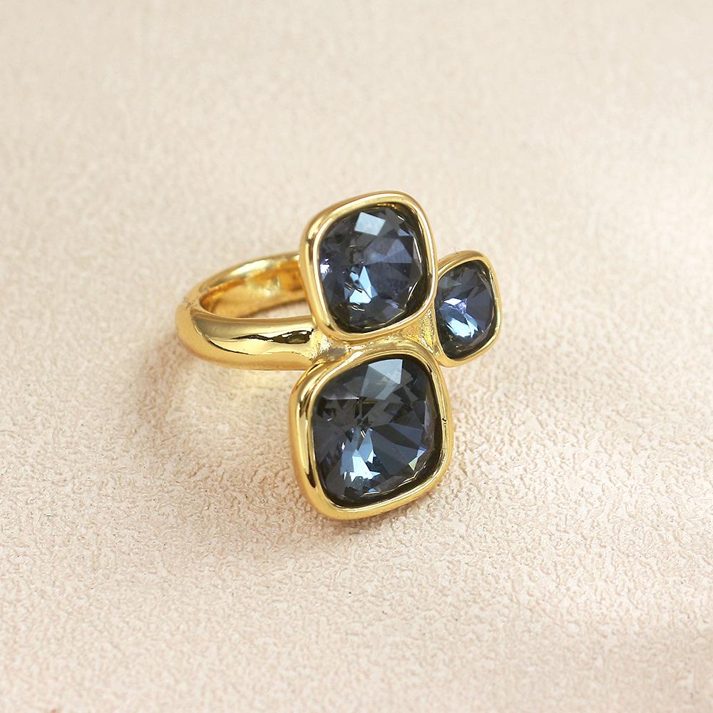 Spanish UNOde50 Women's Irregular Wide Ring with Bright Surface and Unique Design