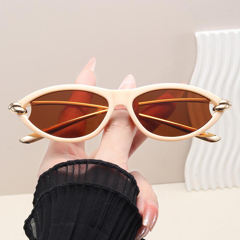 Luxury Neutral Frame UV400 Sunglasses Fashionable Cat Eye Glasses Outdoor Driving Sun Protection