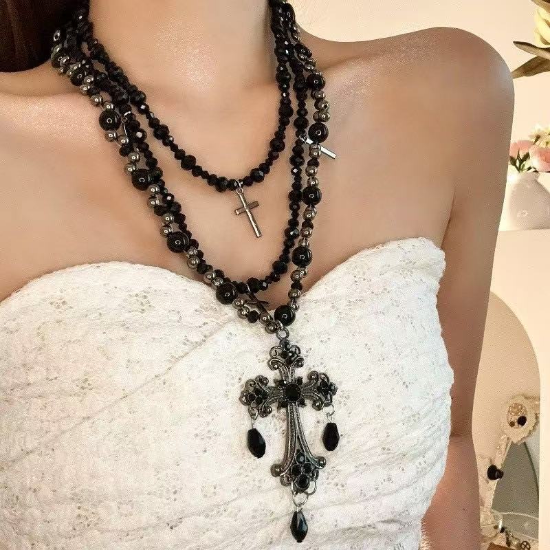 Black punk style diamond-encrusted cross multi-layer beaded collarbone chain fashionable European and American temperament luxury high-end necklace