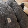 OEING Winter Thickened Taffeta Velvet Comforter