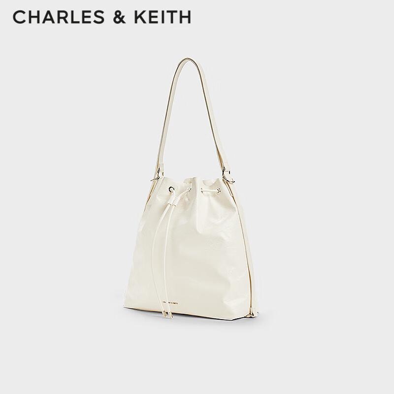 Мягкая сумка-хобо на плечо CHARLES & KEITH Large