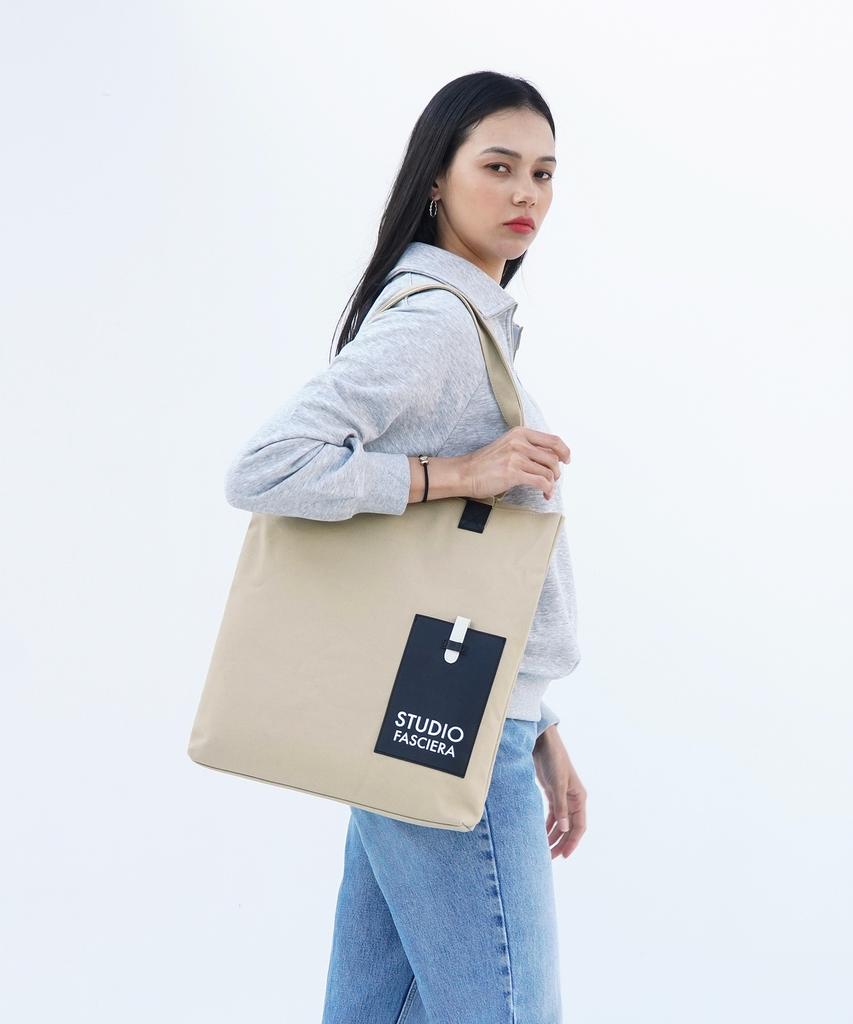 Fasciera Leather Pocket Canvas Shoulder Bag_Balkan 03