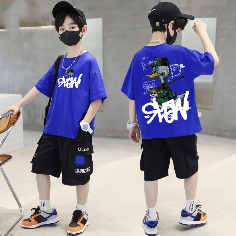 Children's clothing men's clothing American cartoon duck print pattern T-shirt short sleeved T-shirt women's clothing