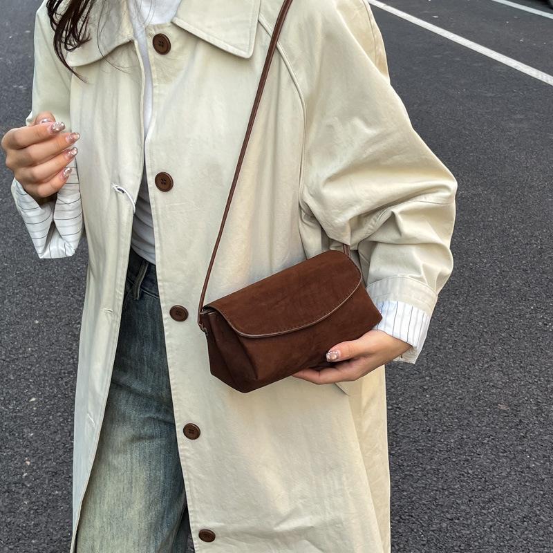 

New Winter Crossbody Bag Women Fashi Simple and Versatile for Daily Wear Shoulder Bag Small Square Textured Casual Evening Bag