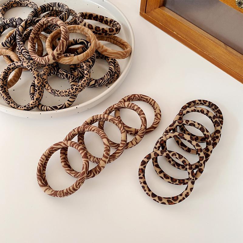 Retro-Leopardenmuster Haargummi einfacher hoch elastischer Handtuchring basic mit Kopfhautband gebunden ohne Beschädigung der Haare Pferdeschwanz