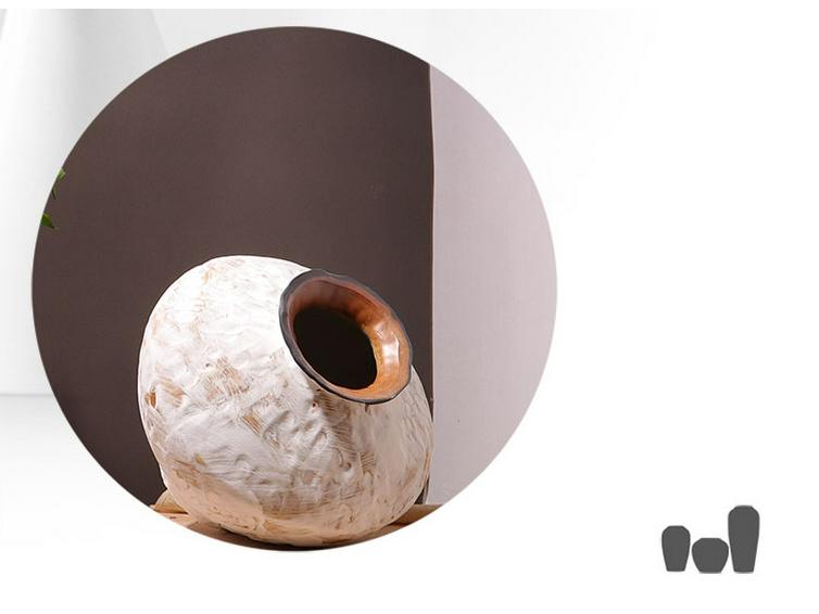Vaso in Ceramica Wabi-Sabi: Composizione floreale idroponica minimalista per soggiorno o decorazione interna