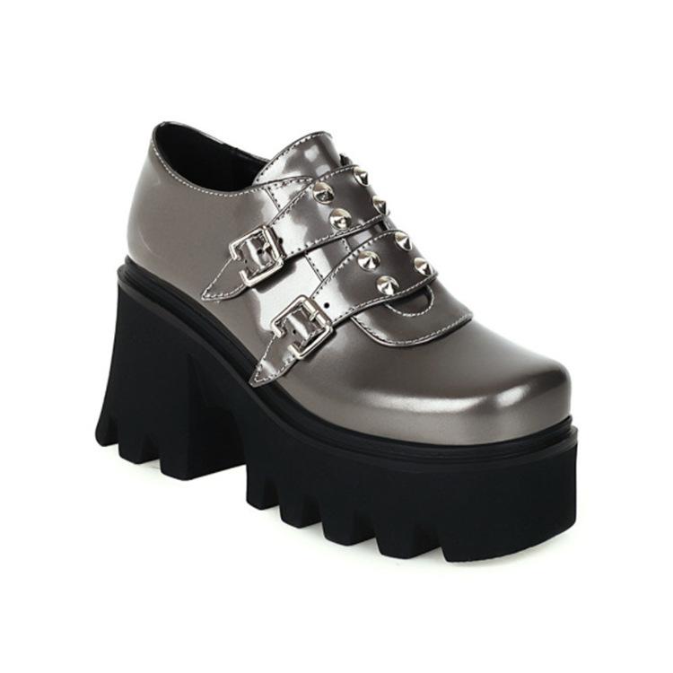 

Новая мода, туфли на платформе с заклепками, готическая женская обувь на массивном каблуке, высокий каблук, золотистый, серебряный лакированная кожа, большие размеры 43