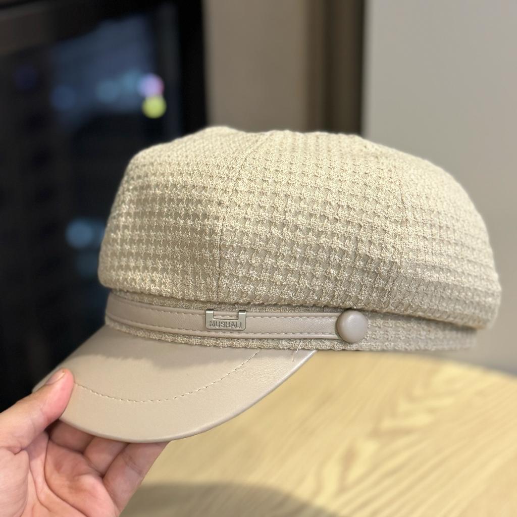 New Autumn and Winter Plaid Leather Octagonal Hat for Women Spring and Autumn Retro British Painter Hat Showing Face Small Duck Cap