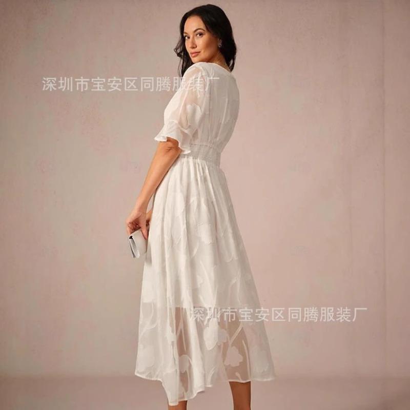 Abito a ruota grande europeo e americano atmosfera alla moda scollo a V temperamento elegante jacquard manica a tre quarti