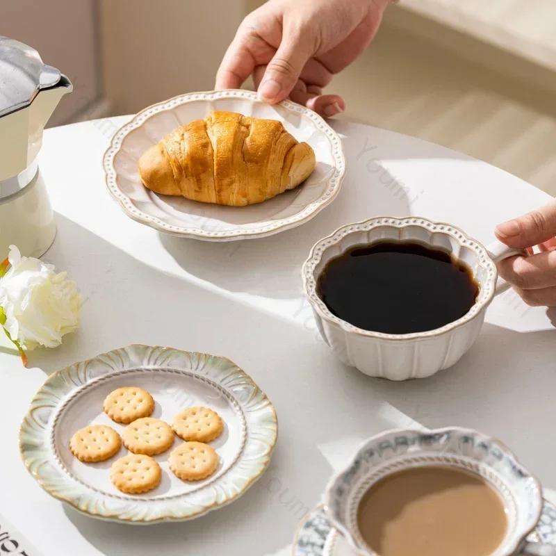 Light Luxury Retro Ceramic Cups Home Afternoon Tea Party Coffee Cup Creative Relief Exquisite Coffee Cup Plate Set Birthday Gift