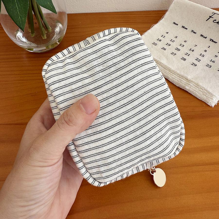 Classic Striped Makeup Bag Large Capacity Portable Cosmetic Bag Cotton Linen Fabric Dark Zipper Skin Care Travel Toiletry Bagportable Storage Bag