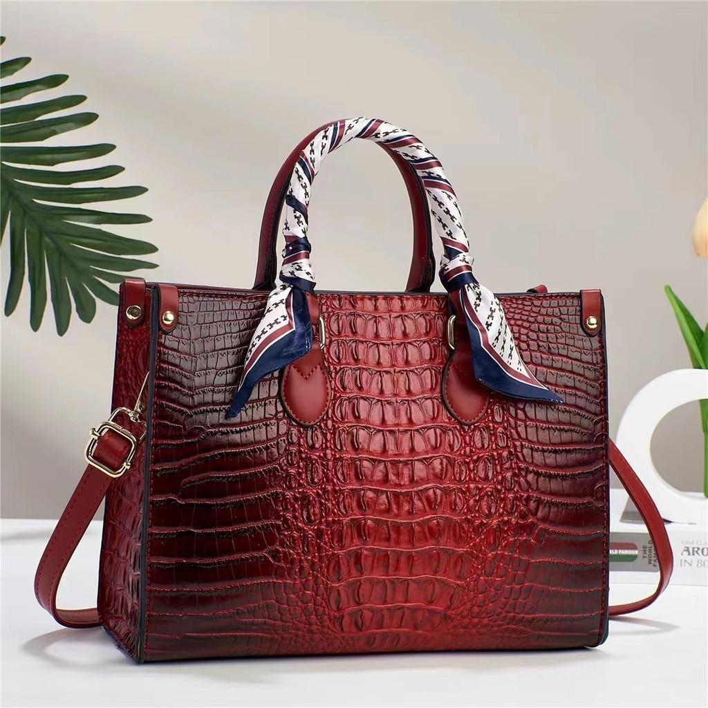 2022 New Fashion Crocodile Pattern Large Capacity Tote Shoulder Crossbody Bag красный
