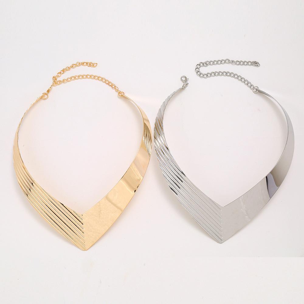 Fashion V Shaped Metal Women Collar Necklace With Geometric Design For Stylish Office Wear