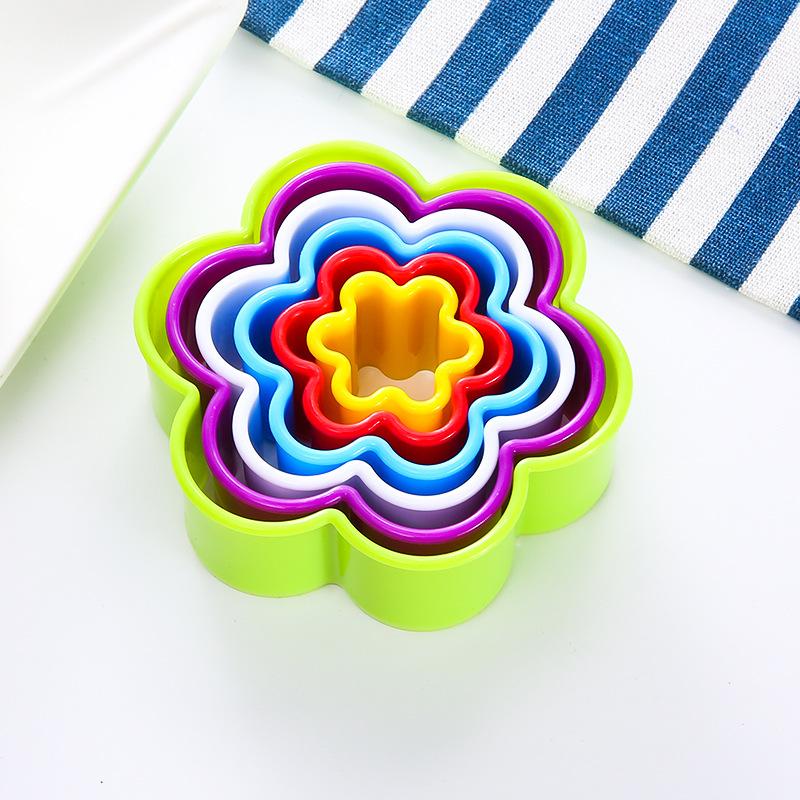 2Pcs plastic biscuit mold color set baking tool heart cookie mold fruit sparse press cut gingerbread man christmas tree