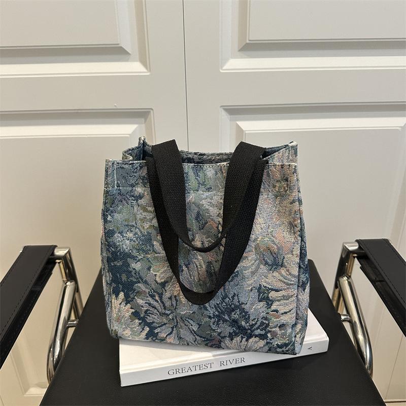 Summer large-capacity shoulder handbag bag for women 2025 new ins bag Lazy wind tote class commuter bag for women