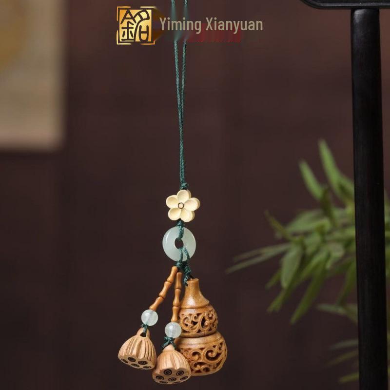 Подвеска-аромакулон из зеленого сандала в виде лотосовой коробочки и брелок для телефона