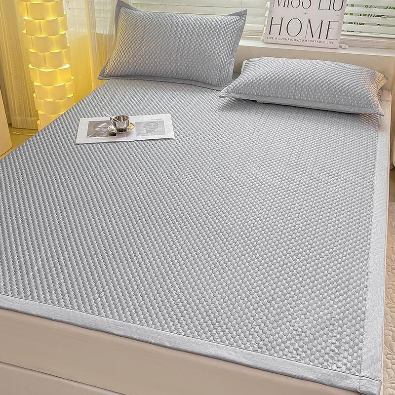 

JingJingRS Summer Ice Silk Cooling Mat