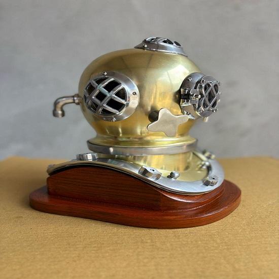 45.72 Cm US Navy Mark V Diving Helmet Wit Wood Base Replica Brass Copper Gift Item Home Decor