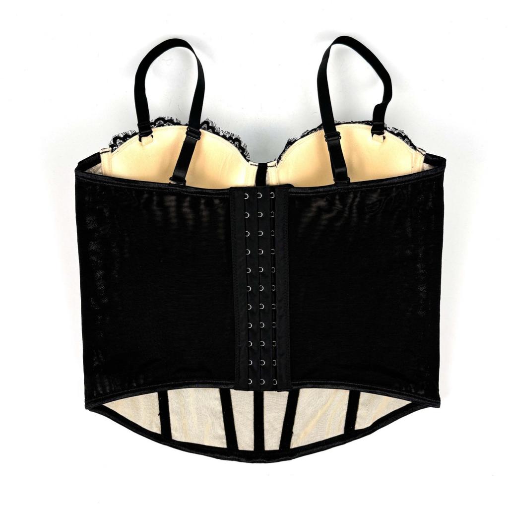 Corsets, Fashionable and Elegant Women's Clothing