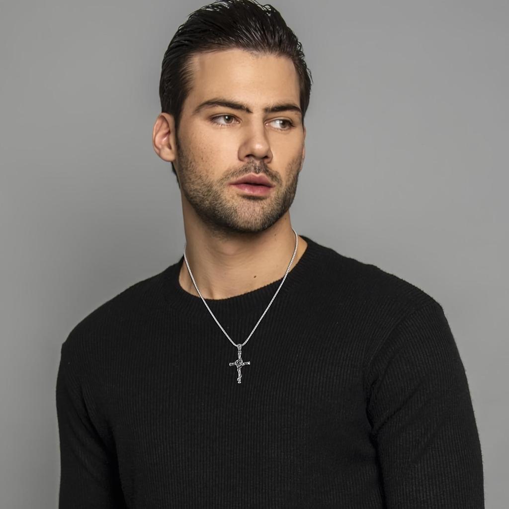 New Vintage Carved Rose Pendant Necklace with Men's Trendy and Personalized Style Jewelry Fashionable and Simple Men's Pendant Necklace Accessories