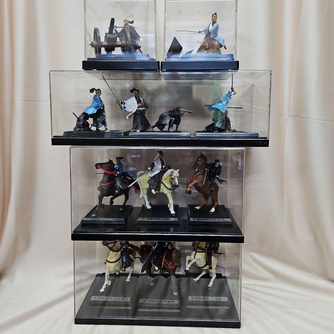 

[Б/У] Начальник Синсэнгуми, Кондо Исами Заместитель начальника Синсэнгуми, Хидзиката Тосидзо Кавалерия, разные цветовые версии и т.д.