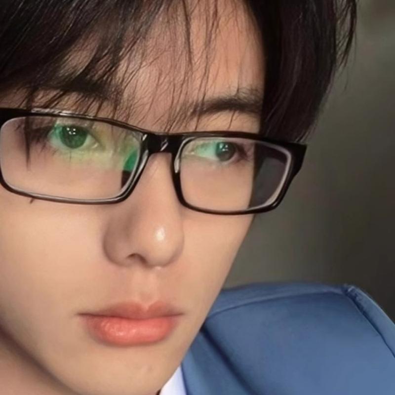 

Y2K Fashion Retro Anti Blue Light Glasses Men Women Computer Eyeglass Rectangular Frame Spectacles Black Red Blocking Glasses чорний