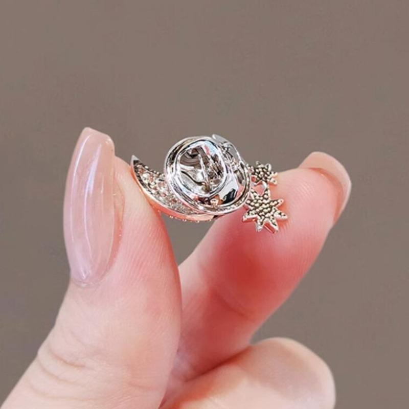 Elegant Rhinestone Moon BroochesFor Women Star Crescent Lapel Pins Clothing Coat Jewelry Party Accessories Gifts