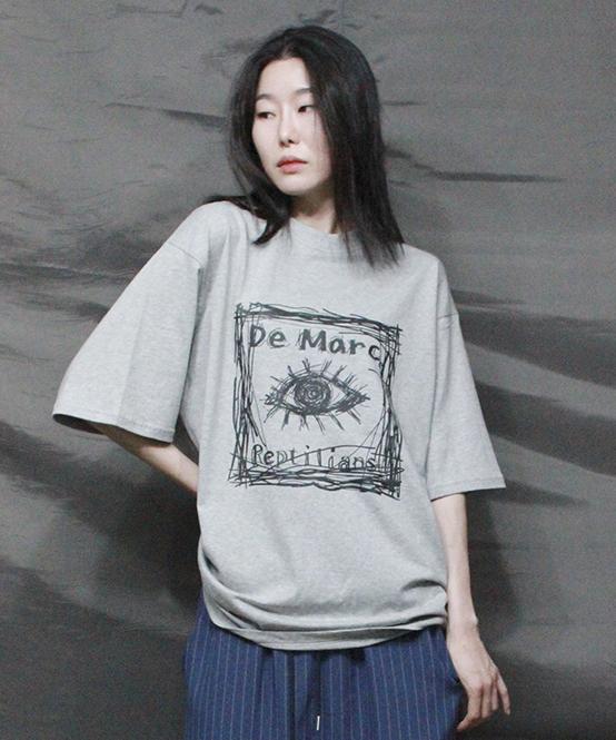 Deumakeu Street Graphic Boxy Fit Short Sleeve T-Shirt Gray