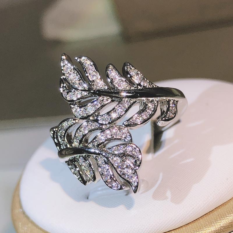 High Quality Two Leaves Zircon Ring  Copper Fashion Jewelry Trendy White Zircon Ring Party Engagement Gift