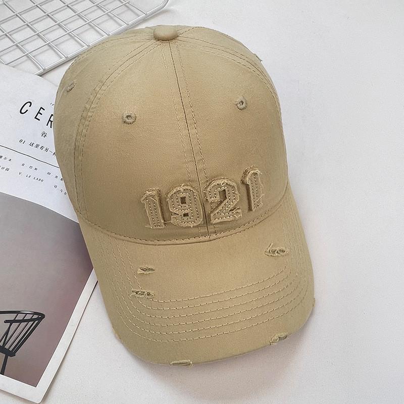 Summer Baseball Fashion Cap With Digital Embroidery Design For Daily Wear
