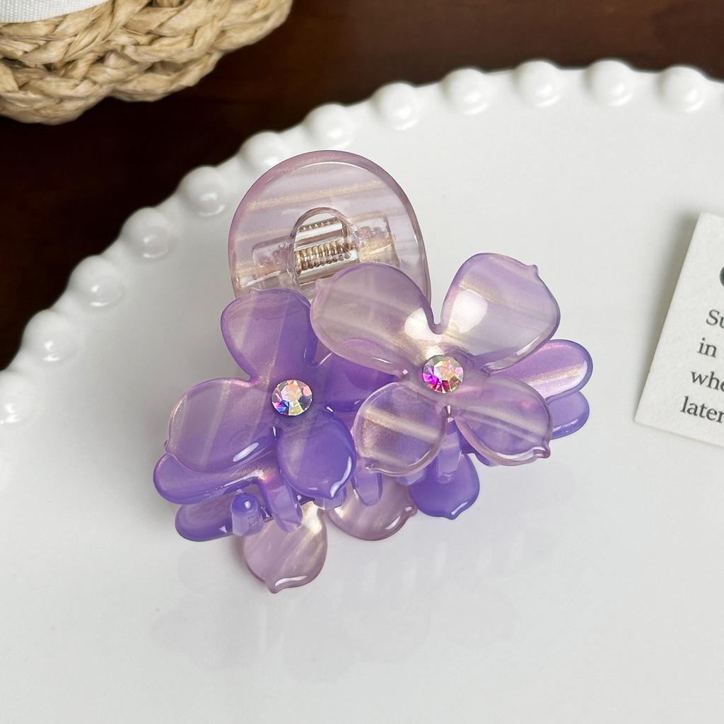Premium Acetate Flower Hair Clip In Trendy Jelly Colors Perfect For Fashionable Women