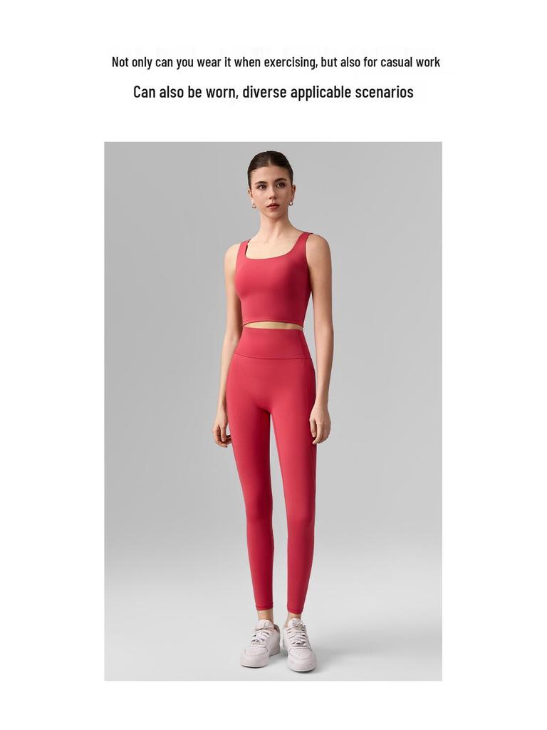 Damen Sport-Tanktop mit Schmetterlingsrücken und stoßfestem BH, festen Cups, ideal für Pilates und Yoga.
