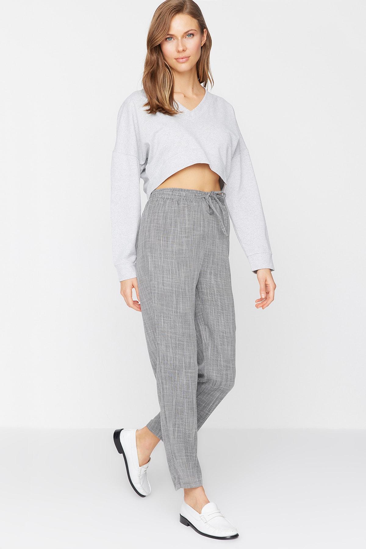 

Брюки - Черный - Широкие штанины