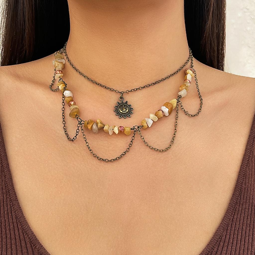 Sweet And Cool Holiday Wind Irregular Gravel Necklace Female Mint Diffuse Wave Wind Moon Pendant Stacked Necklace