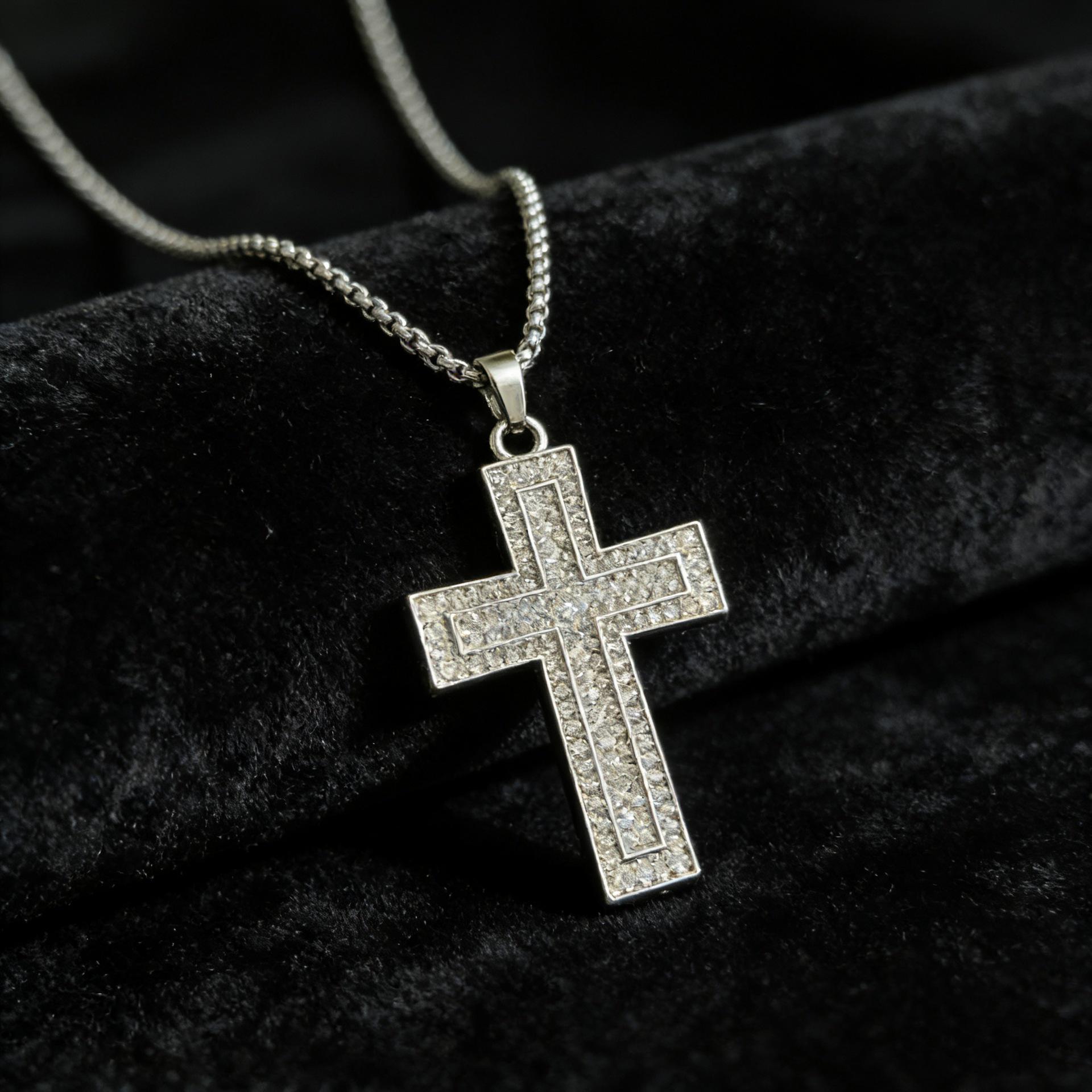 European-American Hip Hop Full Diamond Cross Pendant Necklace - Unisex Sweater Chain Accessory
