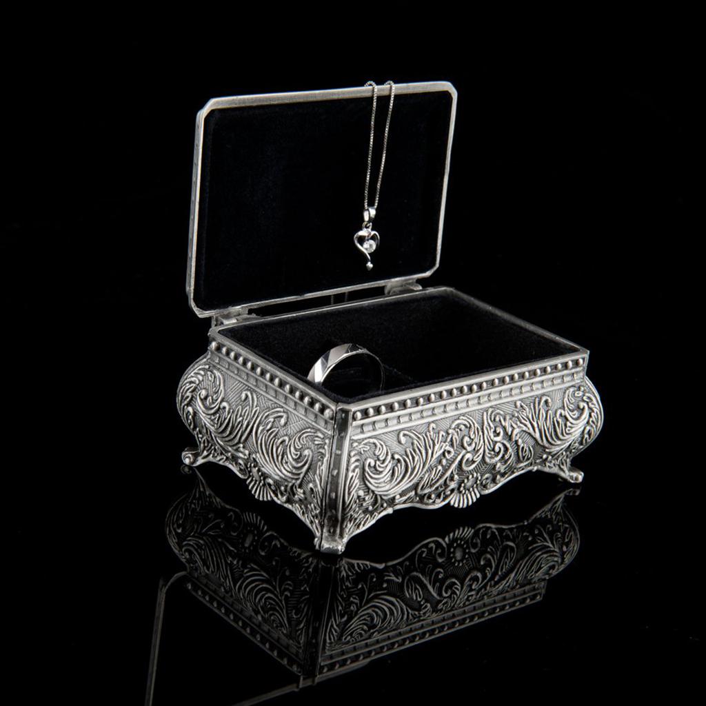 Antiker Metall-Schmuckorganizer mit metallisch floral gravierter Schmuckschatulle Dekorative Schmucktruhe Aufbewahrung für Etui