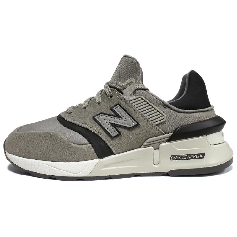

New Balance Серый/Черный 44