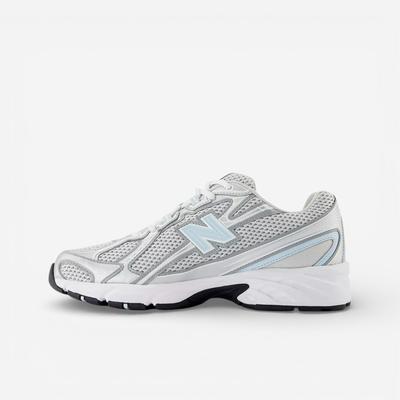 Unisex Shoes – Sneakers