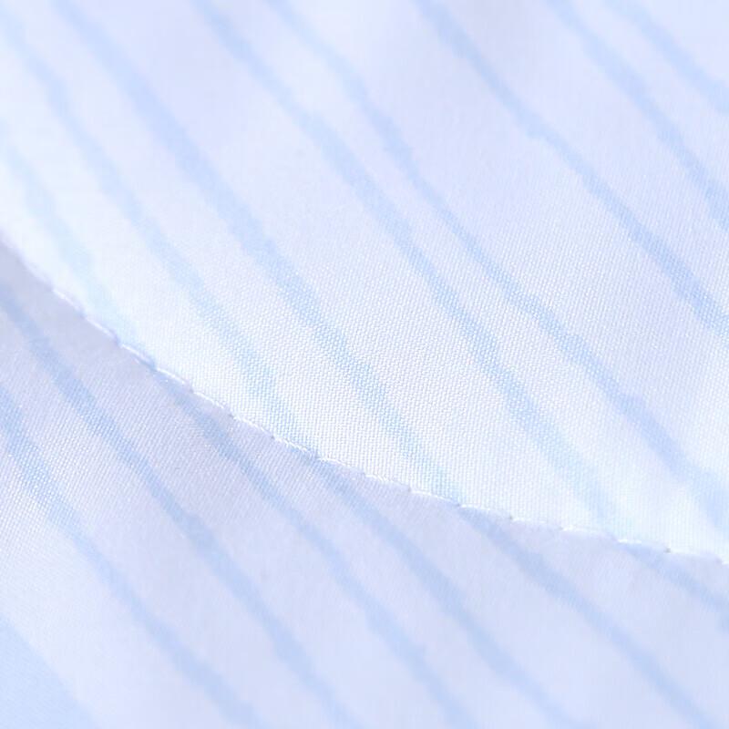 FUANNA Half-Summer Cloud Soft Antibacterial Seven-Hole Summer Quilt