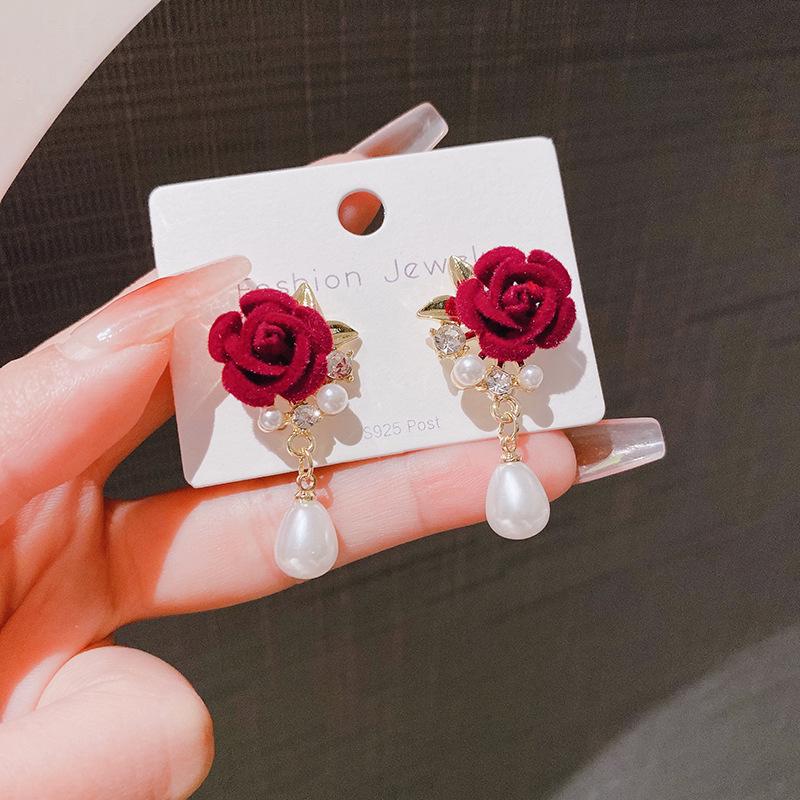 Vintage Red Velvet Flower Pearl Pendant Earrings - Elegant Stud Jewelry for Women