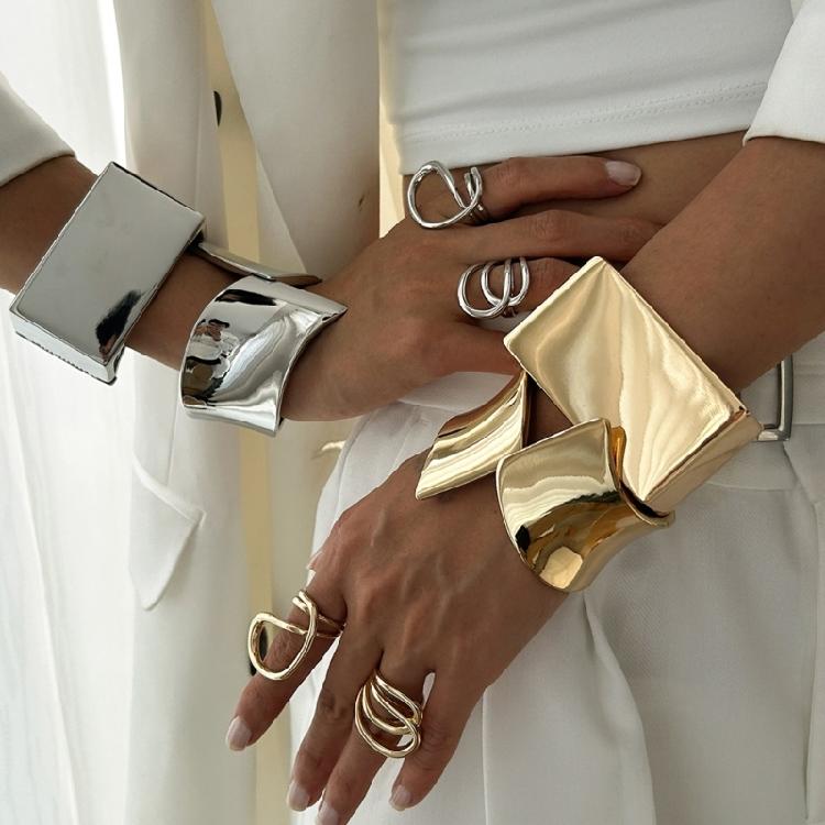 Stylish Geometric Wristband/Finger Ring Handmade Statement Bangle Fashionable Wrist Jewelry for Modern Women and Men