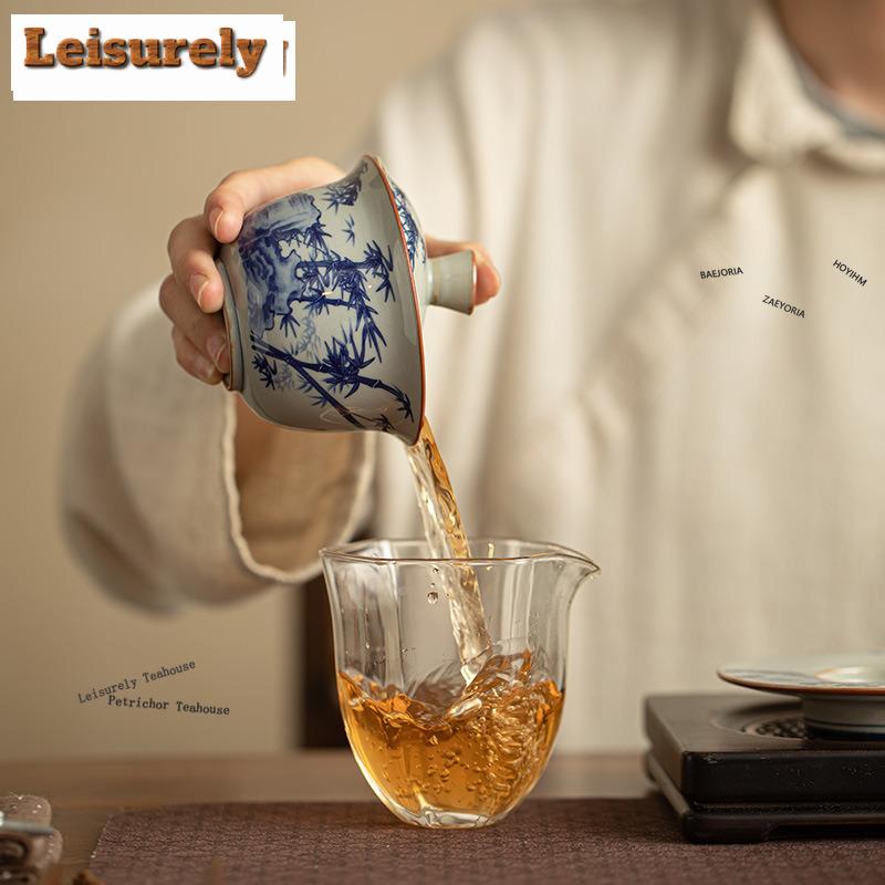 HOYIHM 161ml Rretro Old Pottery Clay Gaiwan Vintage Blue And White Landscape Poetry Tea Tureen Tea Making Cover Bowl Tea Gifts