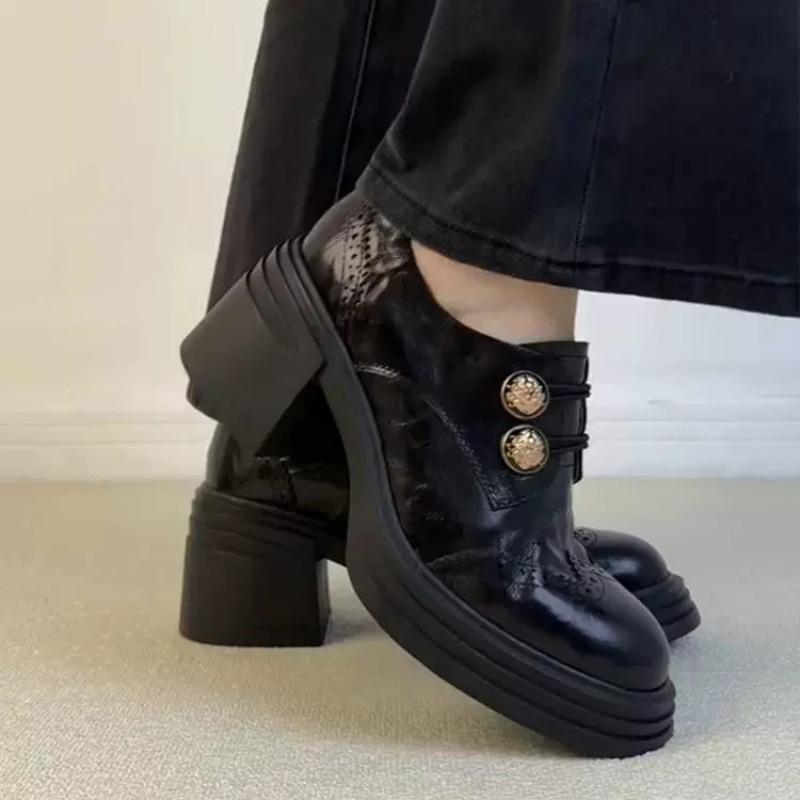 Sheepskin version~ round head thick sole women's new retro buckle black small leather shoes deep mouth single shoes