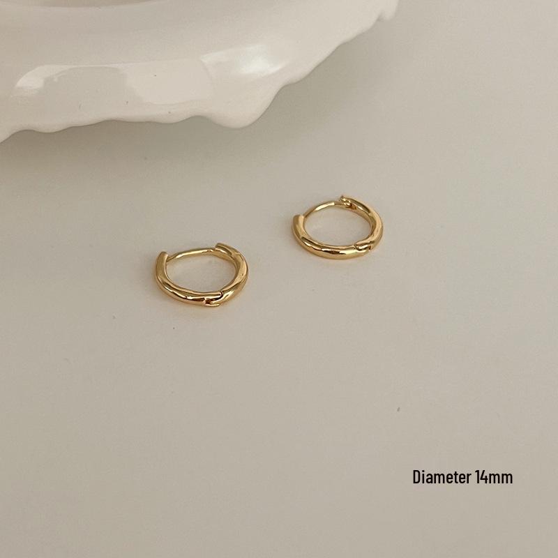 

Минималистичные серьги-клипсы в уникальном ретро-стиле: Высококлассные, универсальные и современные аксессуары для ушей